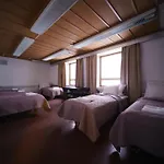 Guesthouse32 *